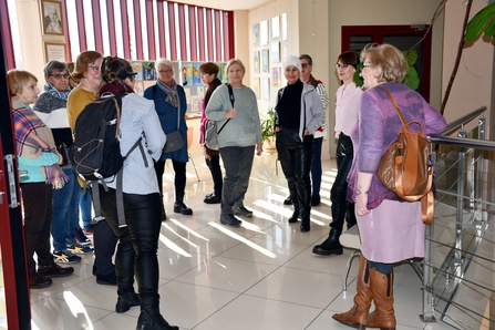 Seniorzy w bibliotece - lutowe spotkania z organizacjami senioralnymi z Brzeska i Krakowa